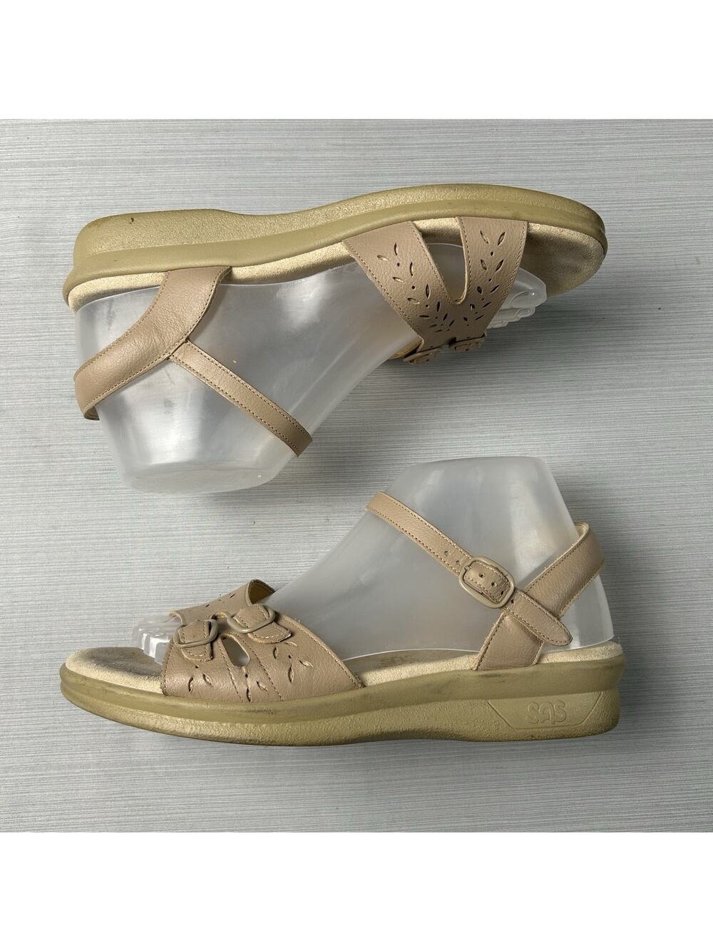 SAS Duo Women’s Size 8.5 Wide Brown Tan Buckle Ankle Strap Casual Dressy Sandals